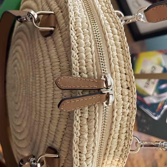 Kate Spade Straw Shoulder Bag with Green and Pink Accents and sunglasses & case - Picture 16 of 16